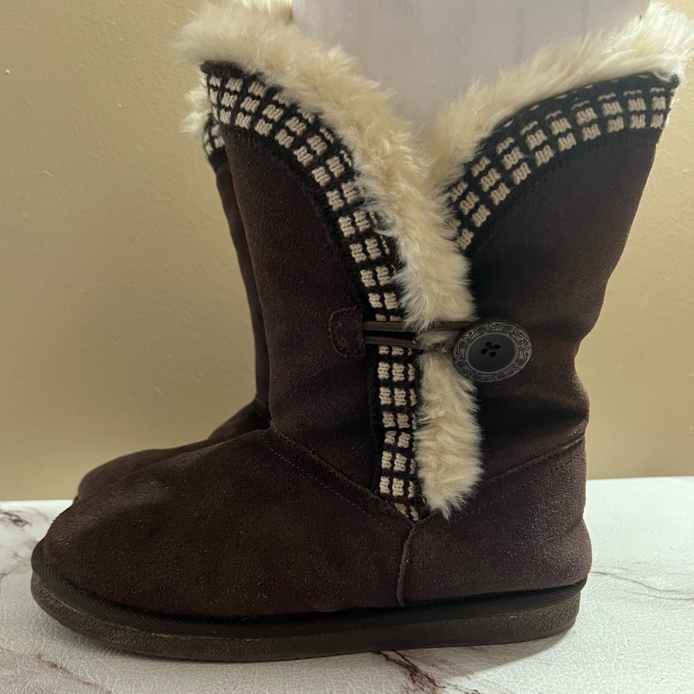 ALPINE DESIGN WOMEN'S FAUX LINED BOOT LEATHER UPPER  Size 8